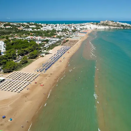 Sul Mare Con Lido Lungomare Mattei A 別荘
